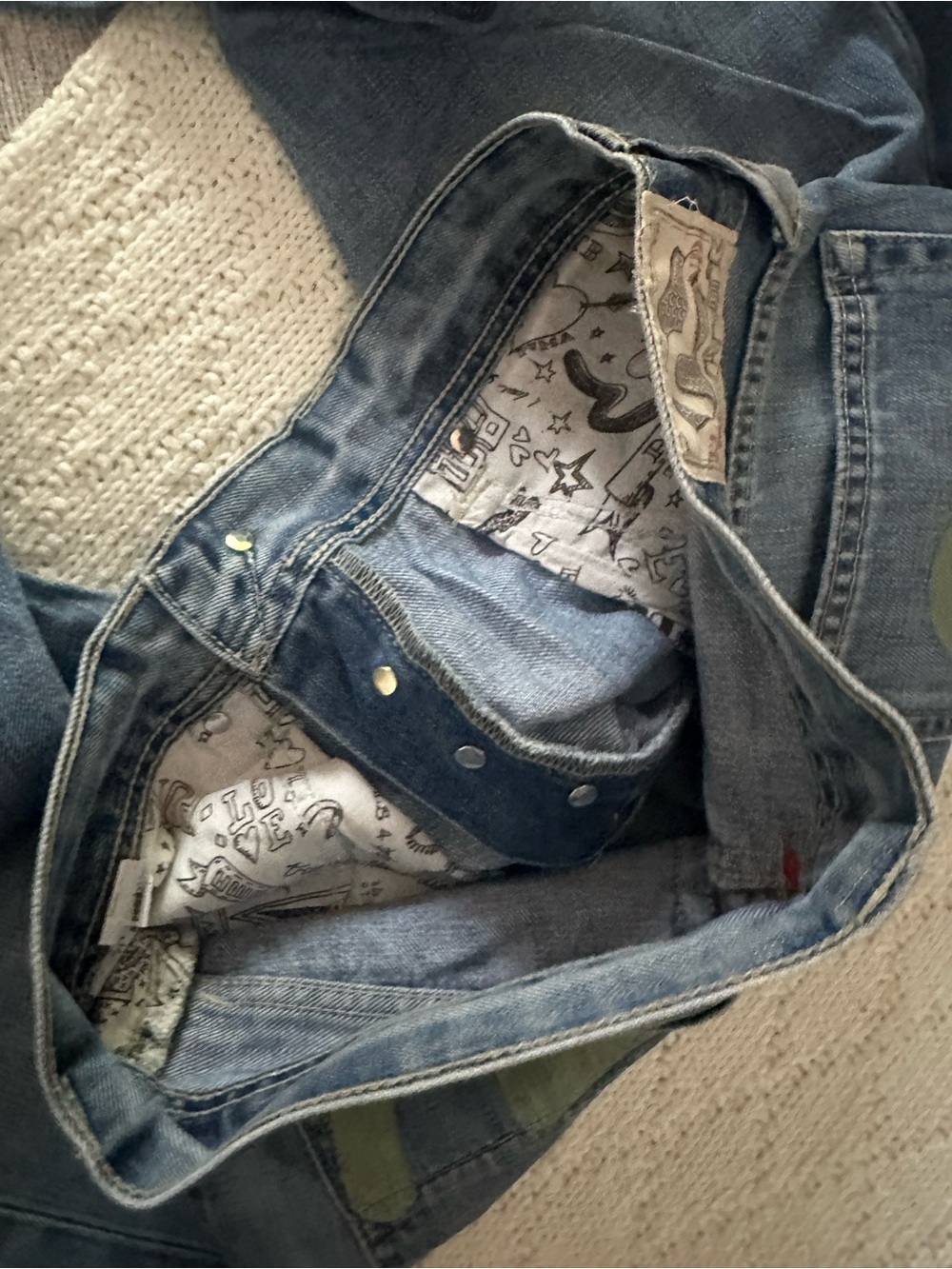 Evisu Men's Straight Jeans in Faded Blue with Green Back Pocket Detail - Picture 6 of 6